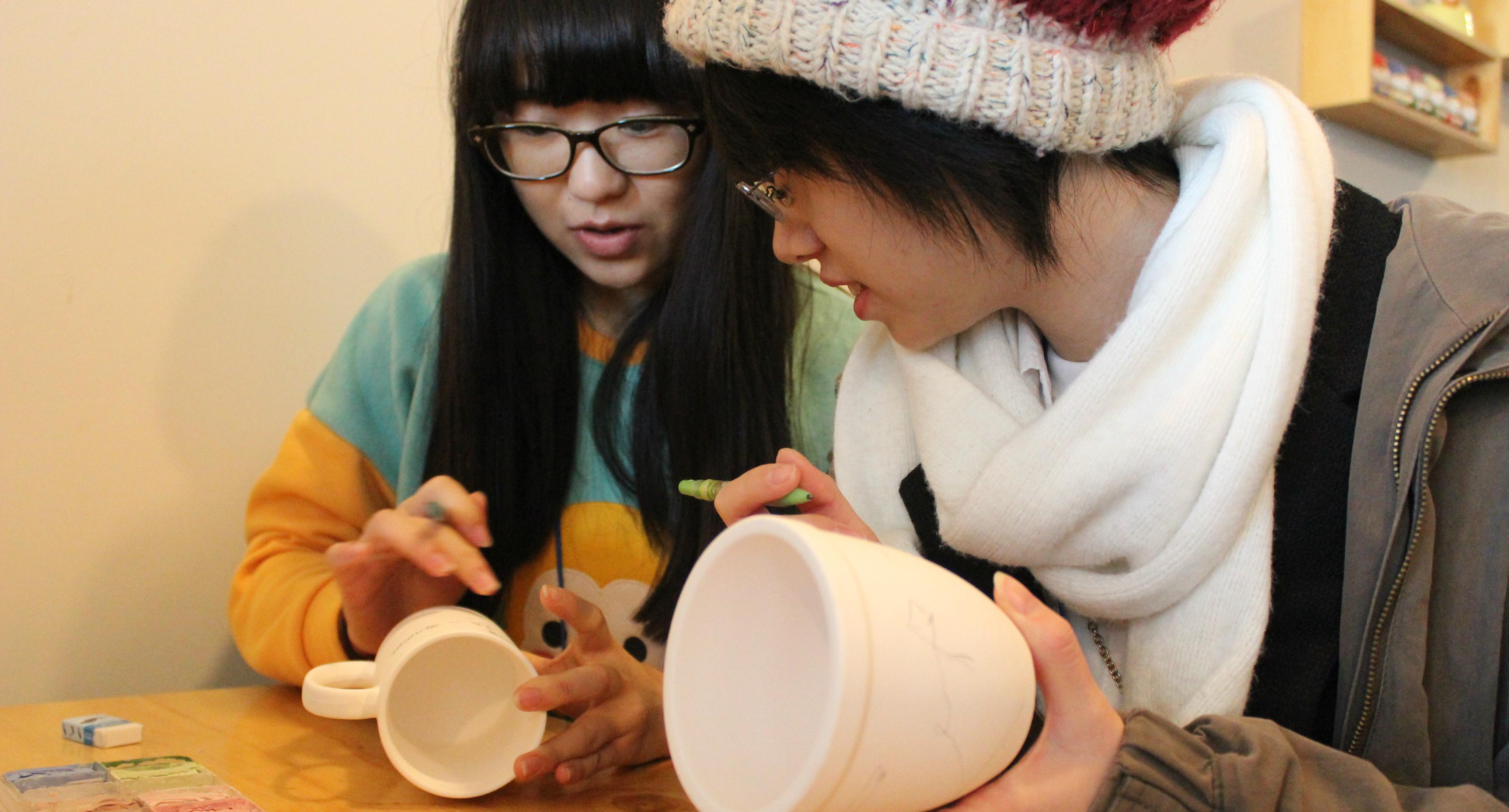 Our University's Korean Cultural Institute holds a 'Pottery Making Event' for Foreign Students