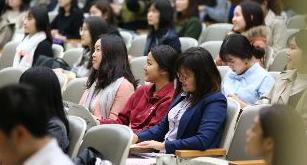 Sookmyung University holds “overseas job fair” with KOTRA