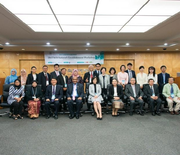 Asia Pacific Women’s Information Network Center hosts UNESCO-UNITWIN Network Establishment Workshop