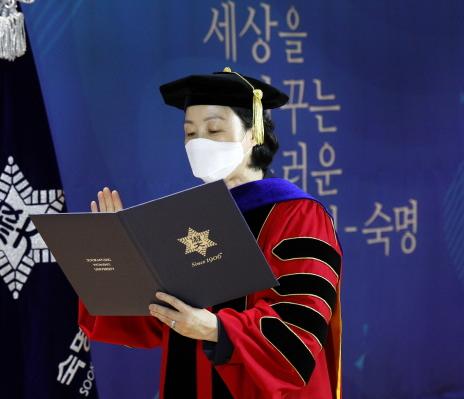 Yunkeum Chang inaugurated as the 20th president, “Achieve a global Sookmyung to lead the world”