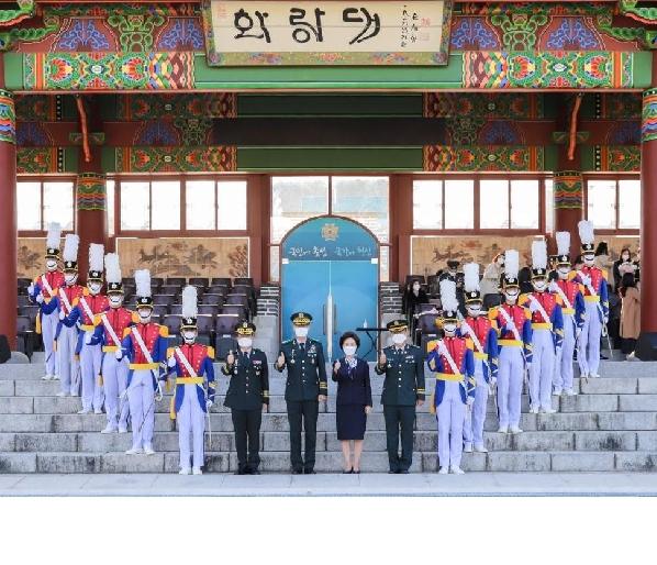 President Chang gave lecture at the Korea Military Academy and attended a military research seminar