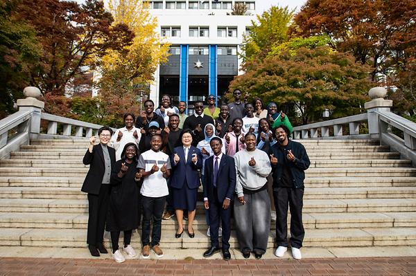 Senegal’s ISM Dakar students visit Sookmyung Women’s University