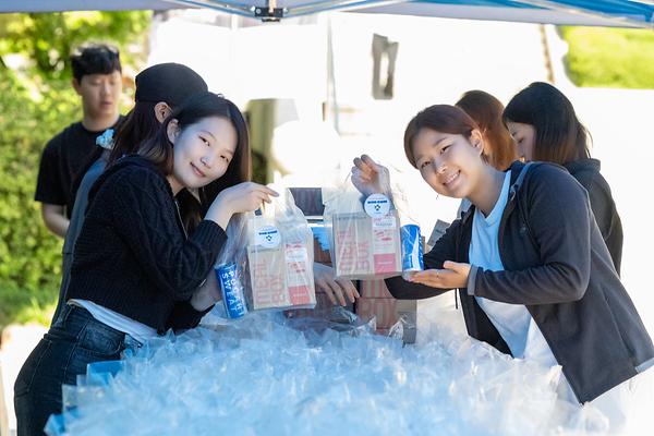따뜻한 간식 한 박스, 든든한 응원 한 가득 … 중간고사 응원 행사 열려