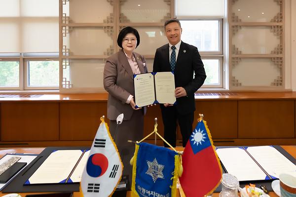 Sookmyung Welcomes Delegation from Fu Jen Catholic University of Taiwan