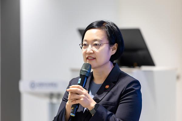 SMWU Alumna Han Seong-sook Named Prime Minister — First in University's History